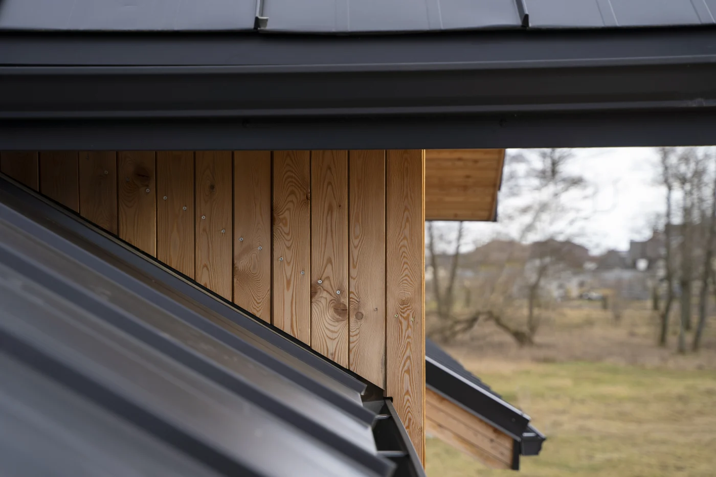 Aesthetic Gutter Services Wooden Home Downers Grove Il Apex Exteriors