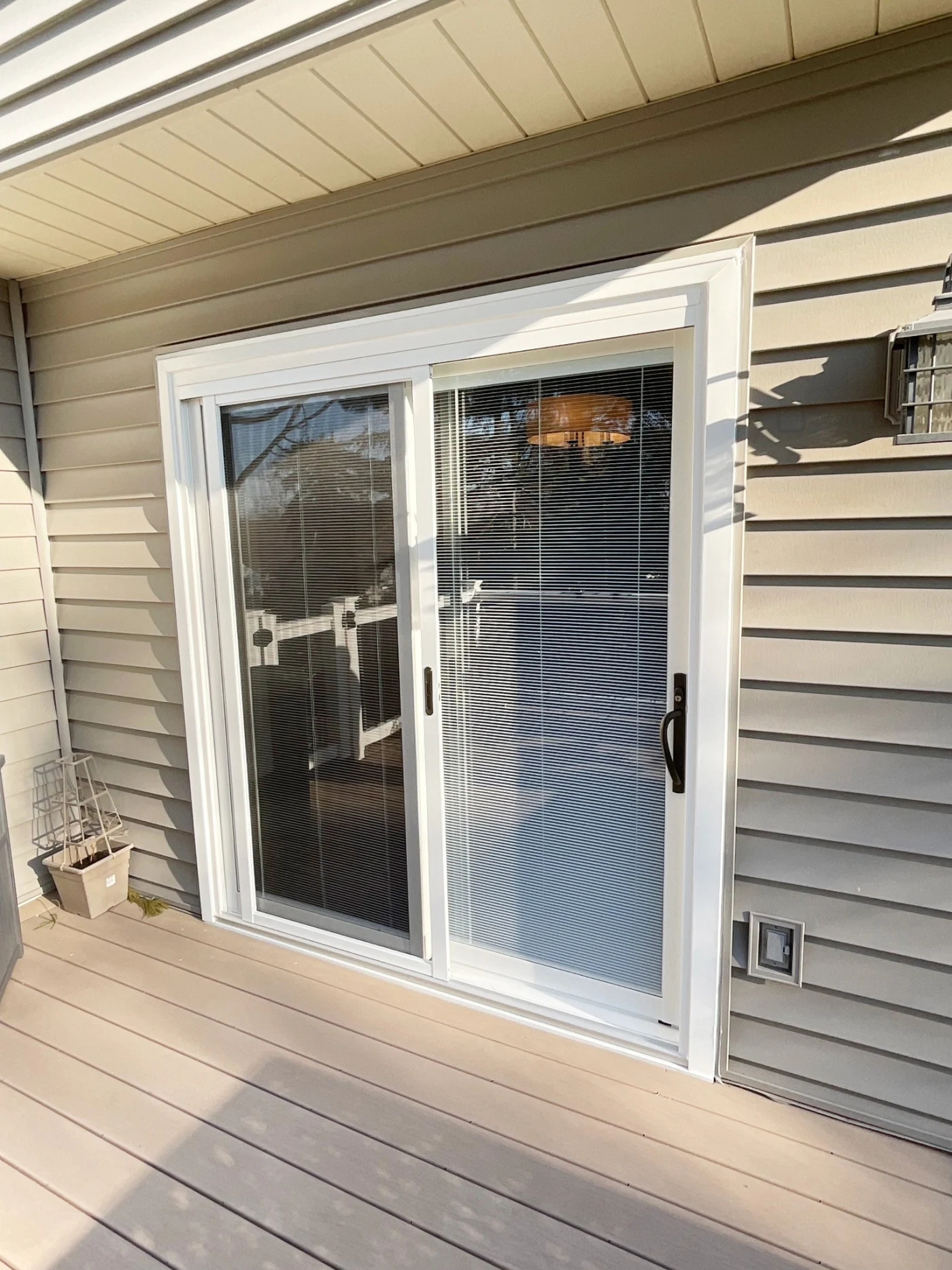 Apex Exteriors Chicagoland Area Patio Door Replacement Gallery Image 4