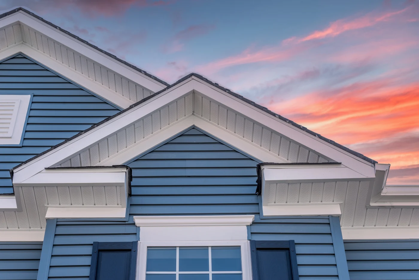Gorgeous light blue siding on Downers Grove, IL home worked on by Apex Exteriors